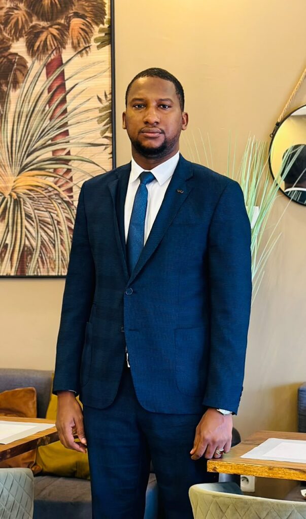 Ibrahima Kalil Diallo à Varsovie : une ouverture internationale au service de son ambition politique pour la Guinée